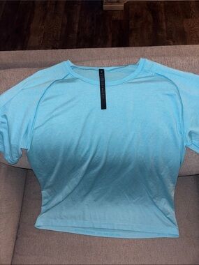 lululemon athletica Light Blue Short Sleeve Performance Tee